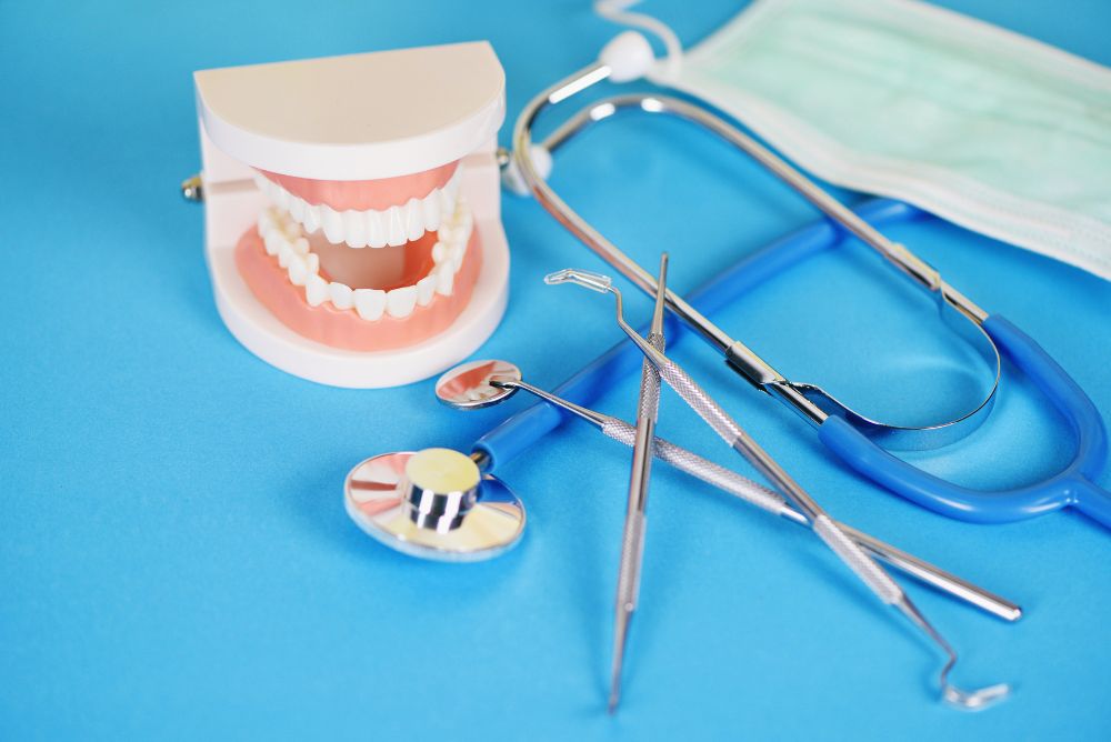 Denture & Crown